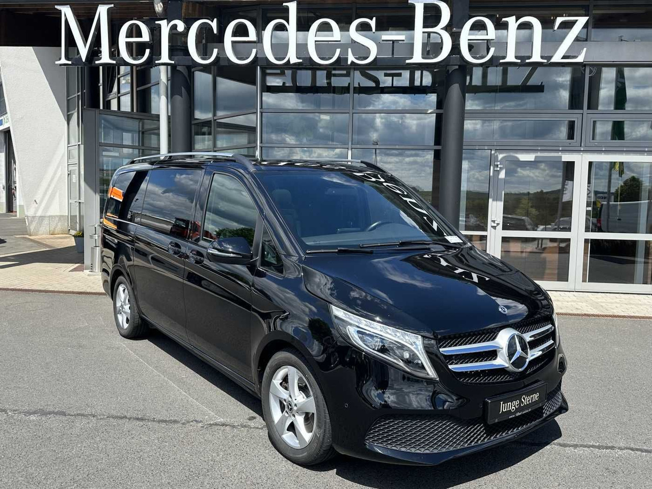 Mercedes-Benz V 250 d EDITION ILS Panorama Kamera 8Sitze - Furgoneta de pasajeros: foto 1 Mercedes-Benz V 250 d EDITION ILS Panorama Kamera 8Sitze - Furgoneta de pasajeros: foto 1