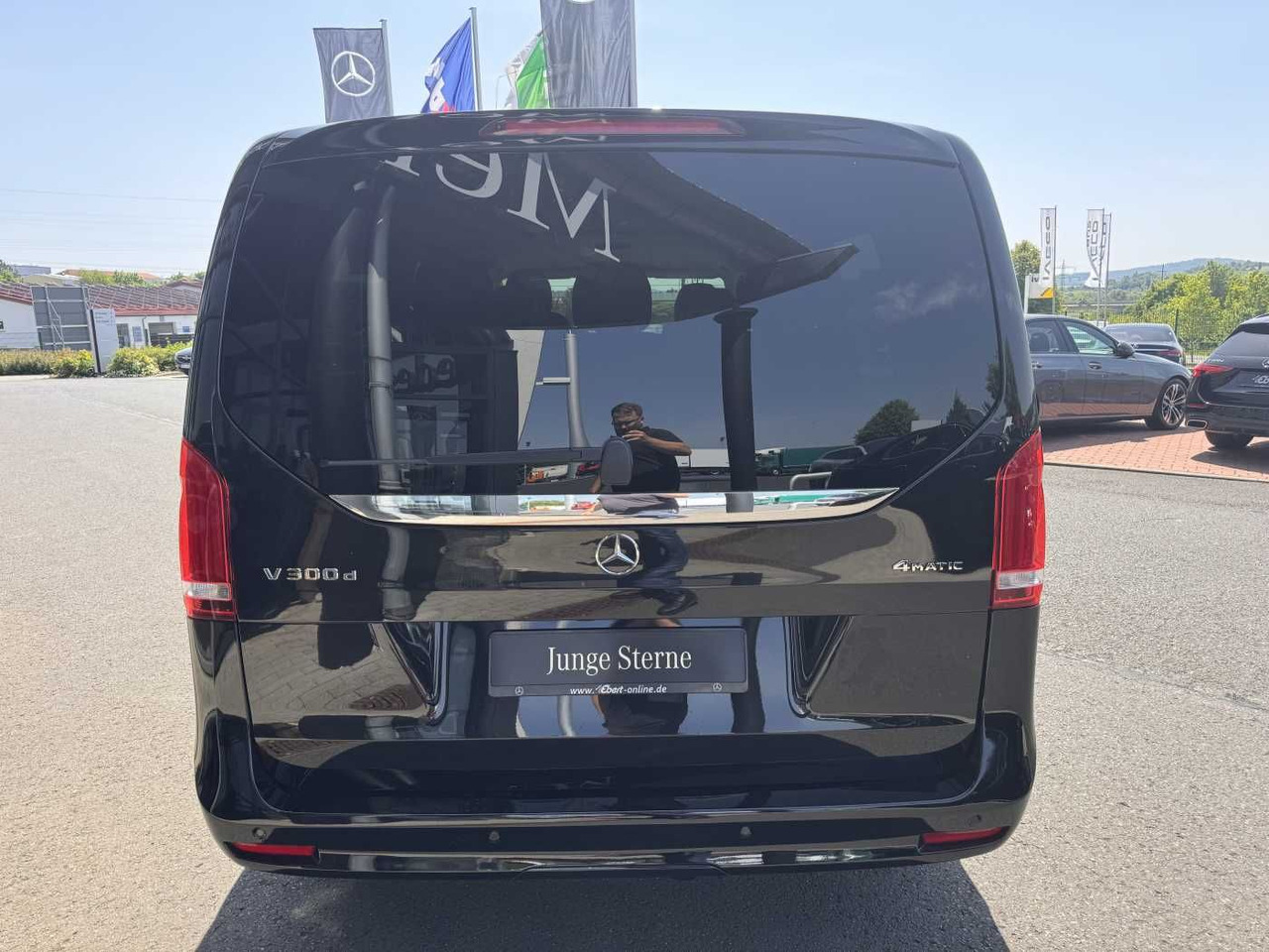 Mercedes-Benz V 300 d 4MATIC AVA 3430 AHK2,5 DISTRONIC 360 - Coche: foto 5 Mercedes-Benz V 300 d 4MATIC AVA 3430 AHK2,5 DISTRONIC 360 - Coche: foto 5
