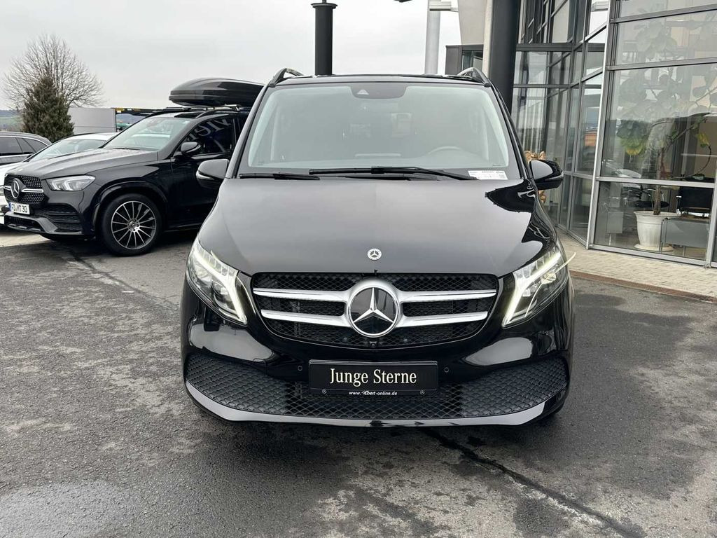 Mercedes-Benz V 300 d 4MATIC AVA AHK2,5 DISTRONIC 7Sitze - Minibús, Furgoneta de pasajeros: foto 2 Mercedes-Benz V 300 d 4MATIC AVA AHK2,5 DISTRONIC 7Sitze - Minibús, Furgoneta de pasajeros: foto 2