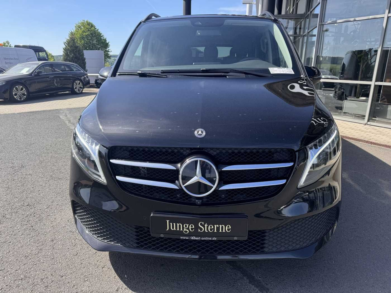 Mercedes-Benz V 300 d AVA Extralang AIRMATIC Standheiz 360Kam - Furgoneta de pasajeros: foto 2 Mercedes-Benz V 300 d AVA Extralang AIRMATIC Standheiz 360Kam - Furgoneta de pasajeros: foto 2