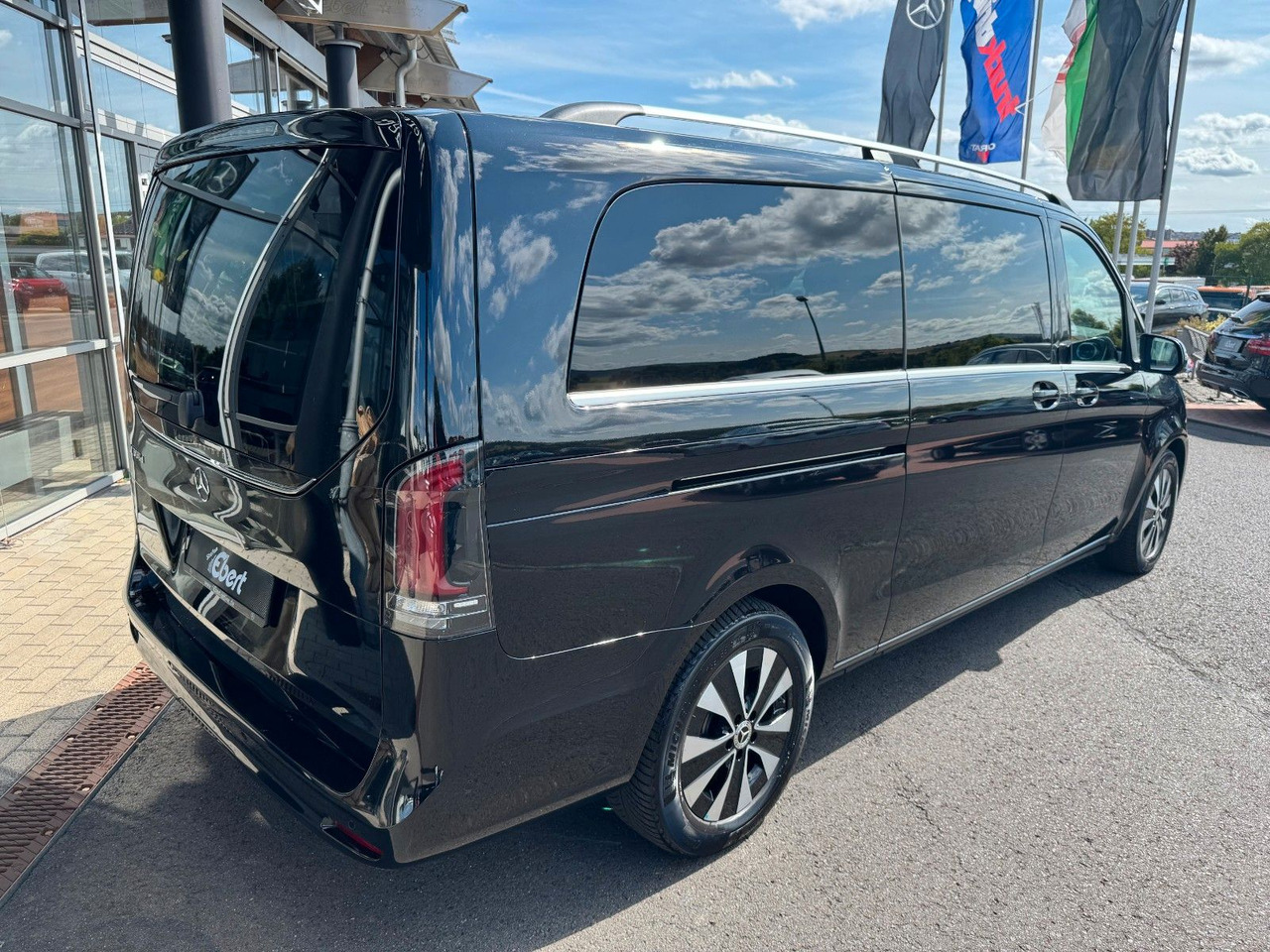 Mercedes-Benz V 300 d AVANTGARDE Extralang 360Kamera Standheiz - Coche familiar: foto 5 Mercedes-Benz V 300 d AVANTGARDE Extralang 360Kamera Standheiz - Coche familiar: foto 5