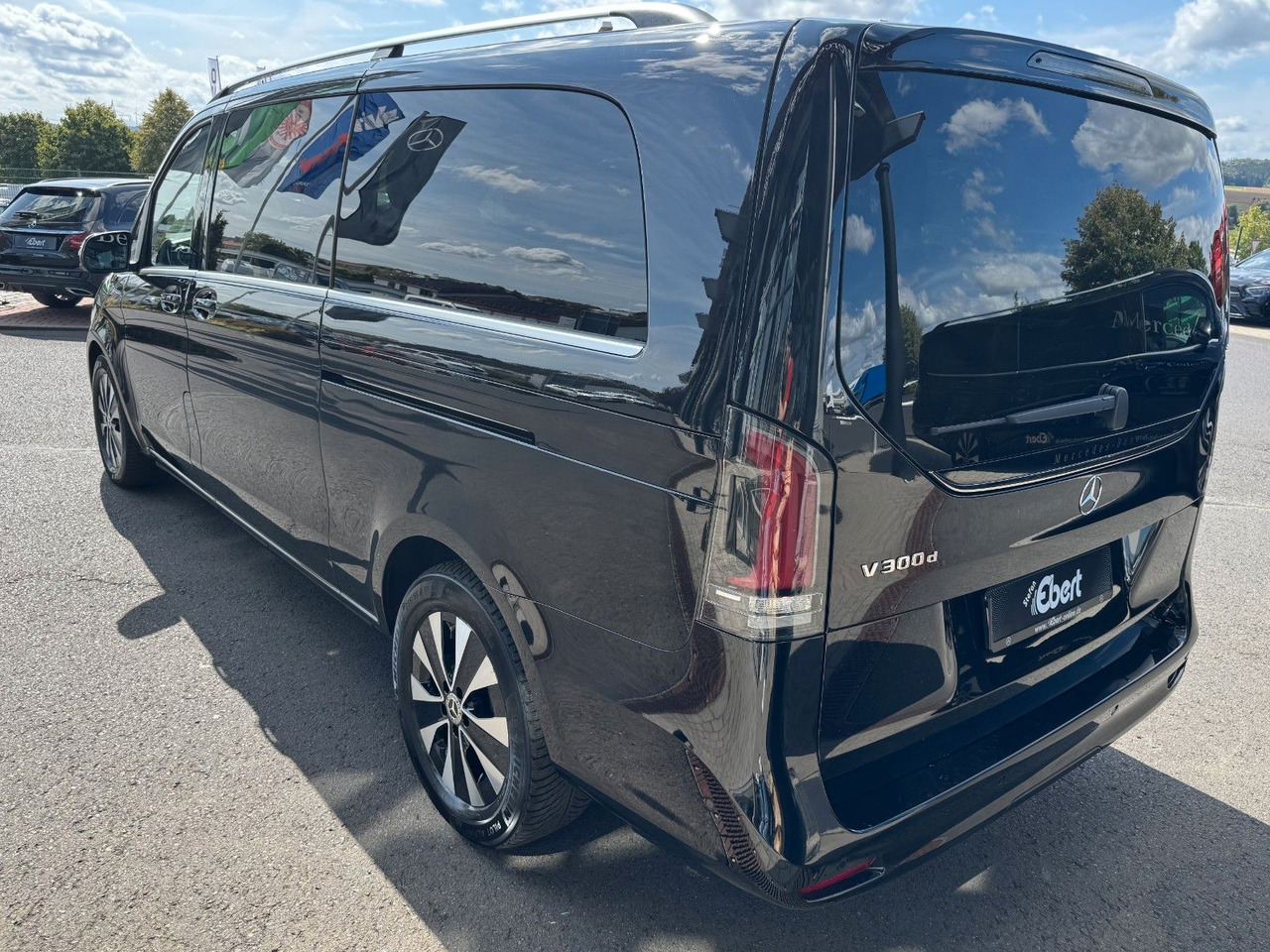 Mercedes-Benz V 300 d AVANTGARDE Extralang 360Kamera Standheiz - Coche familiar: foto 3 Mercedes-Benz V 300 d AVANTGARDE Extralang 360Kamera Standheiz - Coche familiar: foto 3