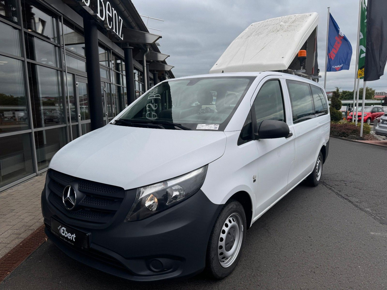 Mercedes-Benz Vito 111 CDI Tourer Begleitfahrzeug BF3+ / WVZ - Furgoneta de pasajeros: foto 5 Mercedes-Benz Vito 111 CDI Tourer Begleitfahrzeug BF3+ / WVZ - Furgoneta de pasajeros: foto 5