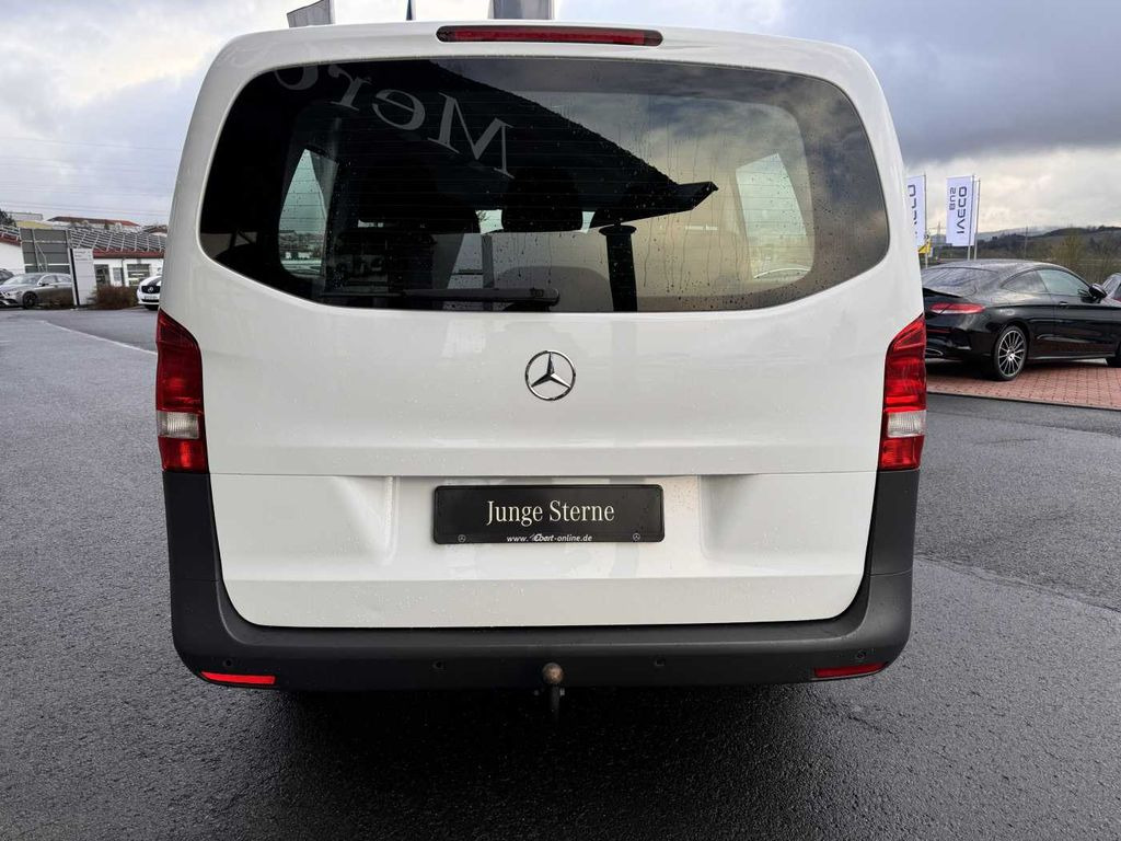 Mercedes-Benz Vito 114 CDI Tourer Extral. Navi AHK PARKTRONIC - Minibús, Furgoneta de pasajeros: foto 5 Mercedes-Benz Vito 114 CDI Tourer Extral. Navi AHK PARKTRONIC - Minibús, Furgoneta de pasajeros: foto 5
