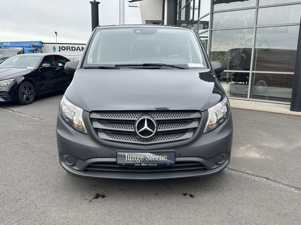 Mercedes-Benz Vito 116 CDI Tourer Pro 9Sitze 2xKlima Audio40 - Coche: foto 2 Mercedes-Benz Vito 116 CDI Tourer Pro 9Sitze 2xKlima Audio40 - Coche: foto 2