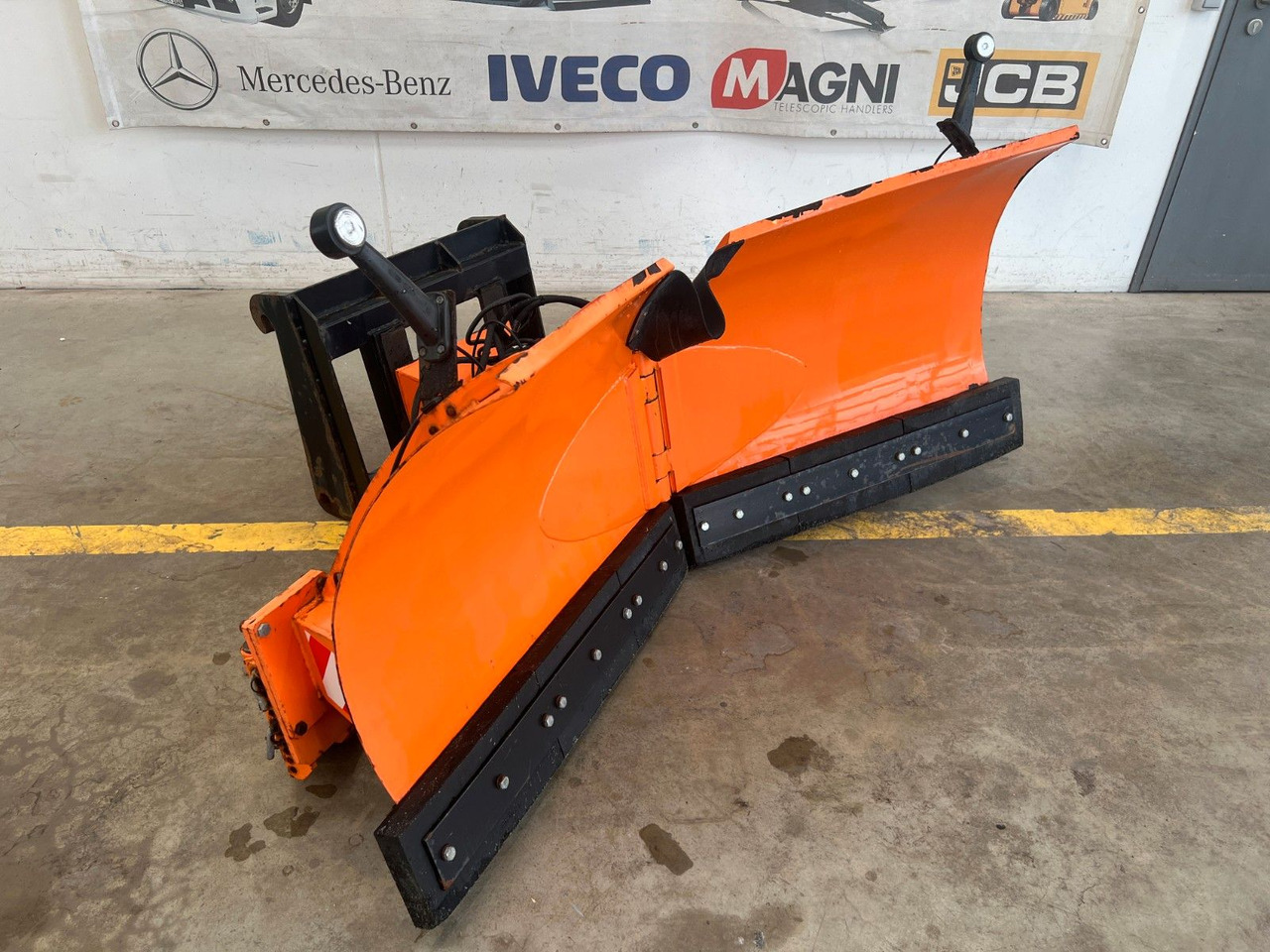 Pronar PU-1700 Schneeschild / 2011 / 1.930 mm - Cuchilla quitanieves: foto 3 Pronar PU-1700 Schneeschild / 2011 / 1.930 mm - Cuchilla quitanieves: foto 3