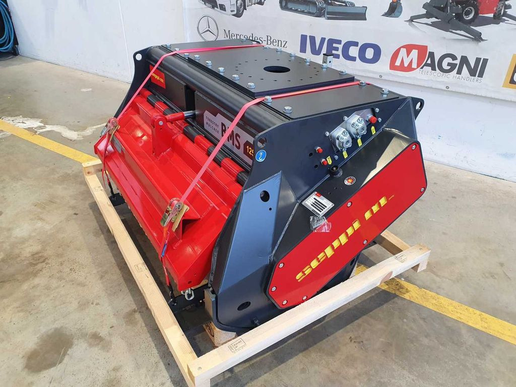 Seppi M. BMS 125 / 13-30t /Forstmulcher/lagernd! - Trituradora forestal: foto 3 Seppi M. BMS 125 / 13-30t /Forstmulcher/lagernd! - Trituradora forestal: foto 3