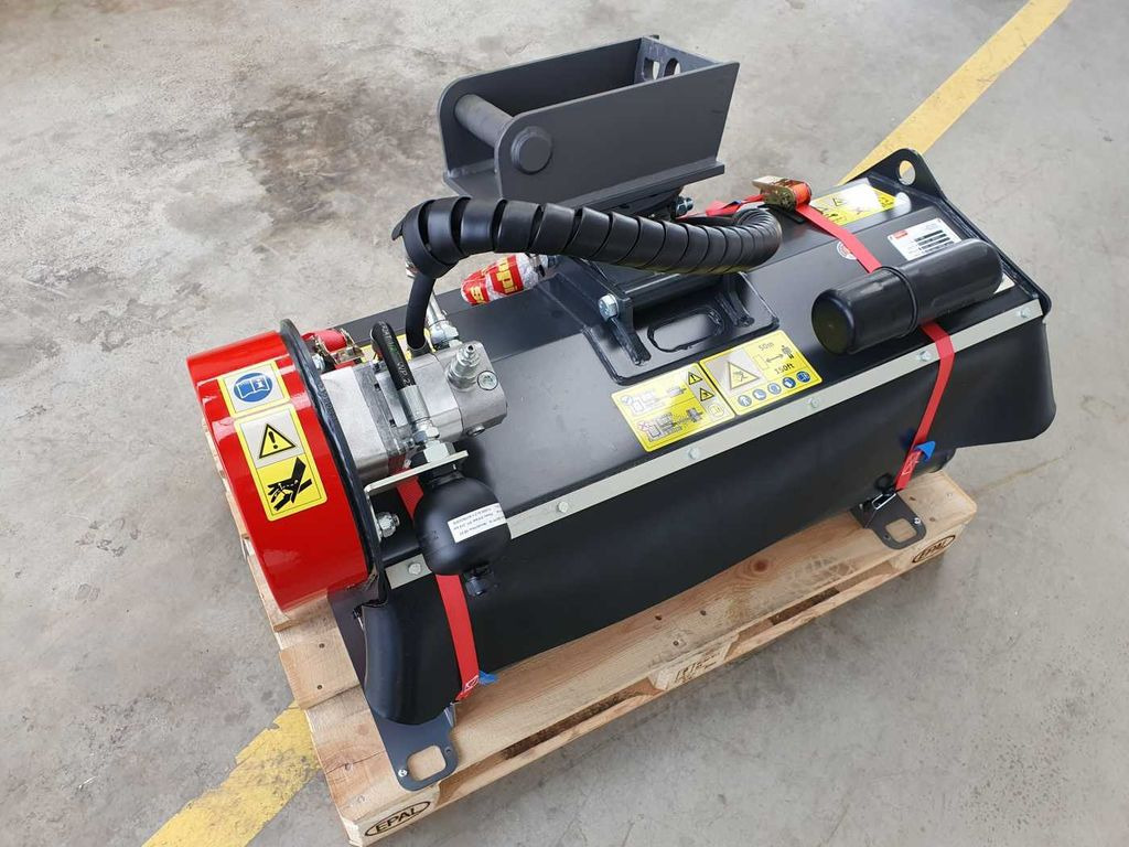 Seppi M. H3 085 / Schlegelmulcher 2-5to lagernd! Seppi M. H3 085 / Schlegelmulcher 2-5to lagernd! - Trituradora forestal: foto 4 Seppi M. H3 085 / Schlegelmulcher 2-5to lagernd! Seppi M. H3 085 / Schlegelmulcher 2-5to lagernd! - Trituradora forestal: foto 4