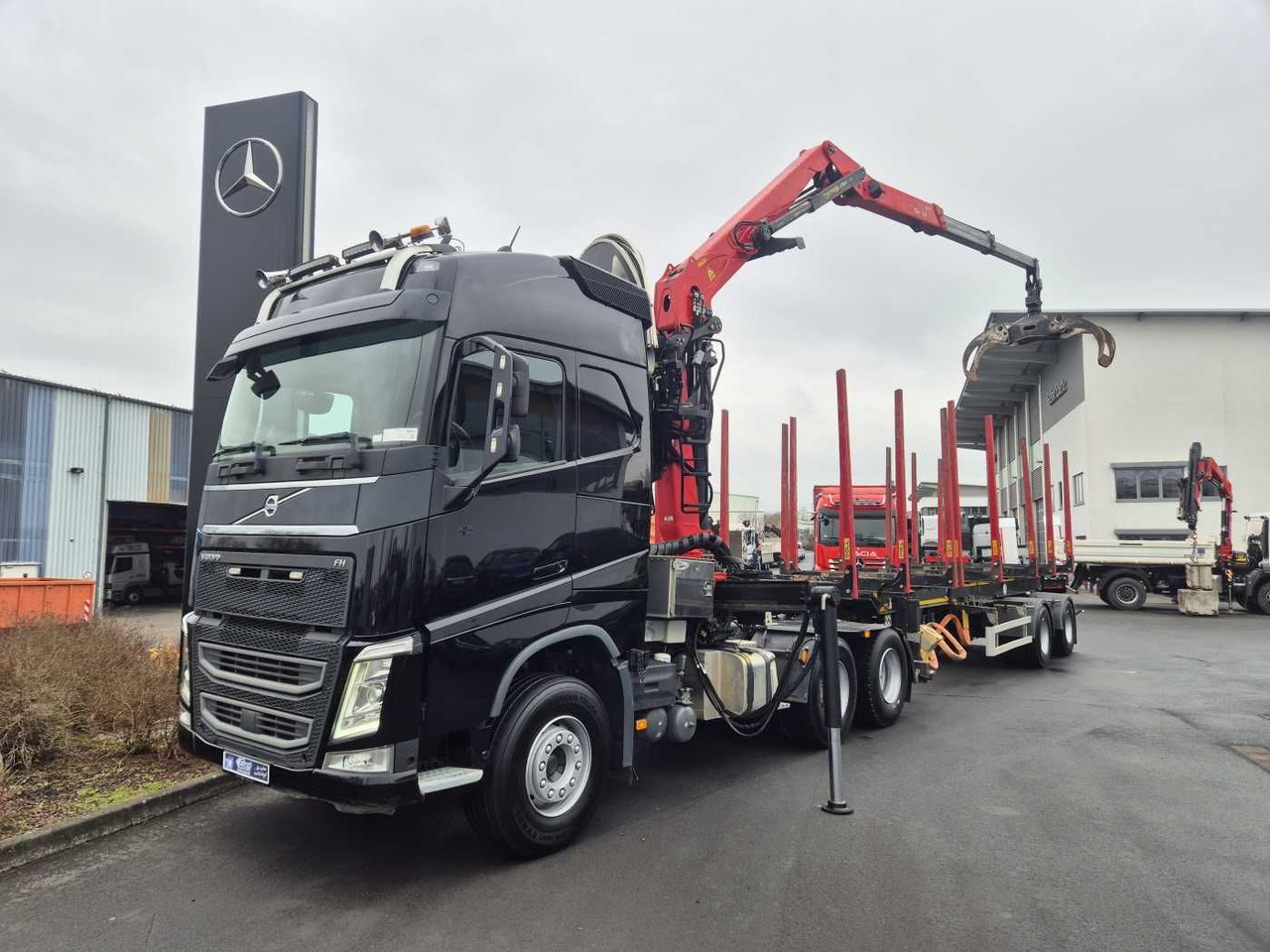 Volvo FH 540 6x4 Palfinger S260Z96 Doll Teleskop-Langh - Camión forestal: foto 1 Volvo FH 540 6x4 Palfinger S260Z96 Doll Teleskop-Langh - Camión forestal: foto 1