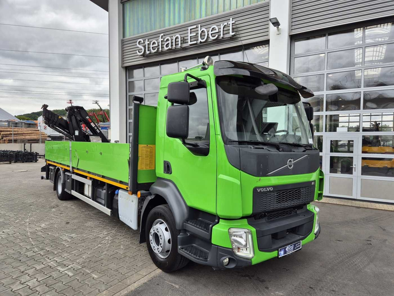 Volvo FL 42 R Kran Hiab XS 088 Funk bis 14 m! Kamera - Camión grúa: foto 3 Volvo FL 42 R Kran Hiab XS 088 Funk bis 14 m! Kamera - Camión grúa: foto 3