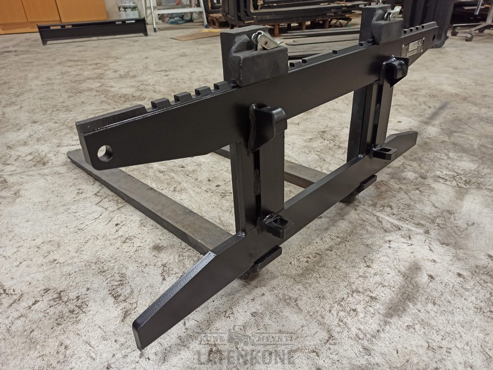 Laten Trukkipiikit 1600kg 1100mm/1000mm 2A Avant - Horquillas para Maquinaria de construcción: foto 5 Laten Trukkipiikit 1600kg 1100mm/1000mm 2A Avant - Horquillas para Maquinaria de construcción: foto 5