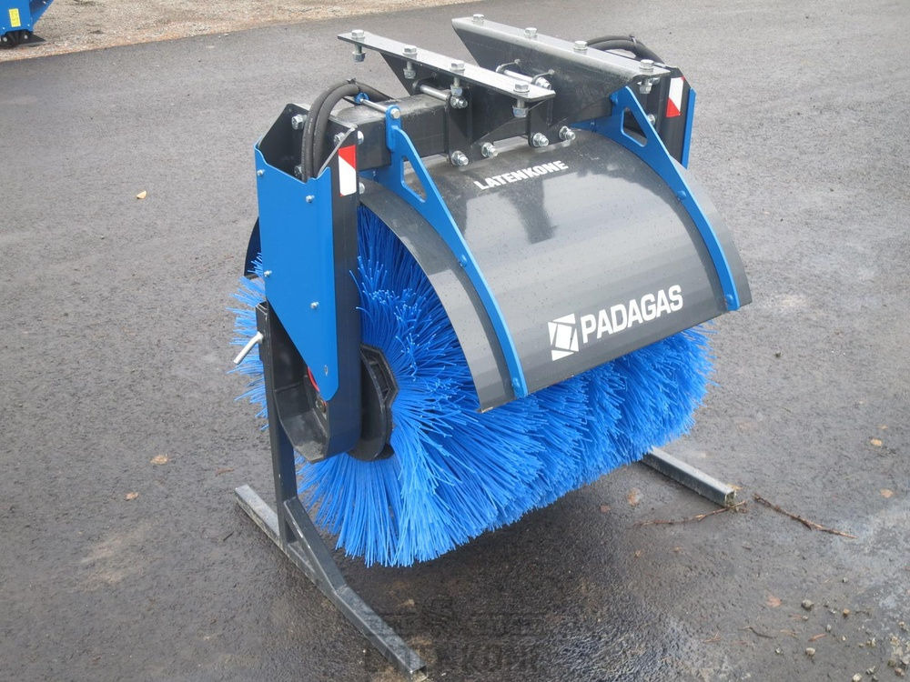 Padagas Puomiharja PIW-80 R ilman kiinnikettä - Barredora cucharón para Maquinaria de construcción: foto 1 Padagas Puomiharja PIW-80 R ilman kiinnikettä - Barredora cucharón para Maquinaria de construcción: foto 1