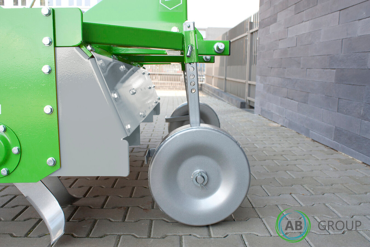Bomet Vela U540/1 M inter-row ripper - Rotocultivador: foto 4 Bomet Vela U540/1 M inter-row ripper - Rotocultivador: foto 4