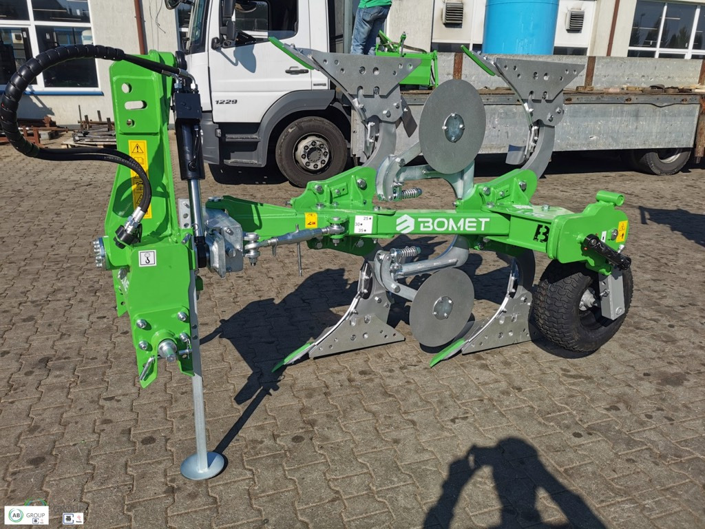 Bomet reversible plow Leo U063 - Arado: foto 1 Bomet reversible plow Leo U063 - Arado: foto 1