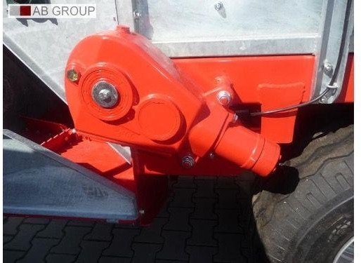 Gomar orchard manure and lime spreader GR35, 3.5 t - Esparcidor de estiércol: foto 4 Gomar orchard manure and lime spreader GR35, 3.5 t - Esparcidor de estiércol: foto 4