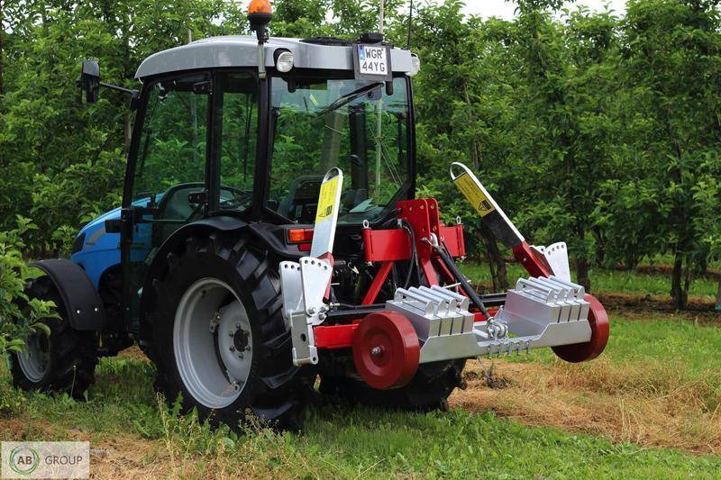 Królik hydraulic root cutter PKH - Equipo para trabajo del suelo: foto 1 Królik hydraulic root cutter PKH - Equipo para trabajo del suelo: foto 1