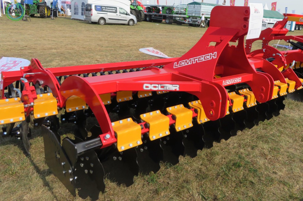 Lemtech heavy disc harrow Colter BT30, 3 m - Rastras: foto 1 Lemtech heavy disc harrow Colter BT30, 3 m - Rastras: foto 1