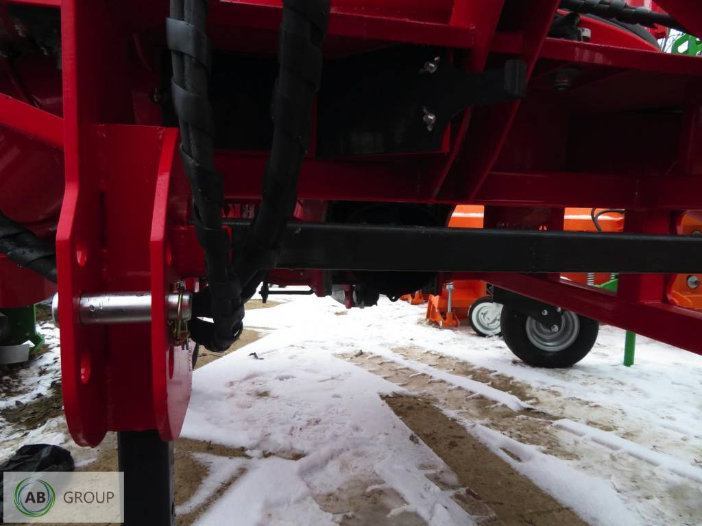 MCMS Warka straw spreader RS-16/B - Empajadora: foto 4 MCMS Warka straw spreader RS-16/B - Empajadora: foto 4