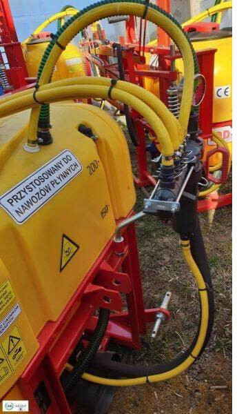 Tad-len opryskiwacz polowy zawieszany TL 206 wyk.01, 200 l - Pulverizador suspendido: foto 3 Tad-len opryskiwacz polowy zawieszany TL 206 wyk.01, 200 l - Pulverizador suspendido: foto 3