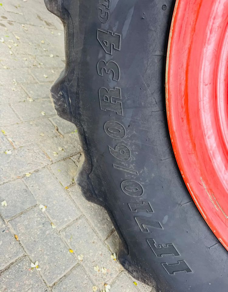 Tractor Claas Axion 930 CMATIC CEBIS: foto 18 Tractor Claas Axion 930 CMATIC CEBIS: foto 18