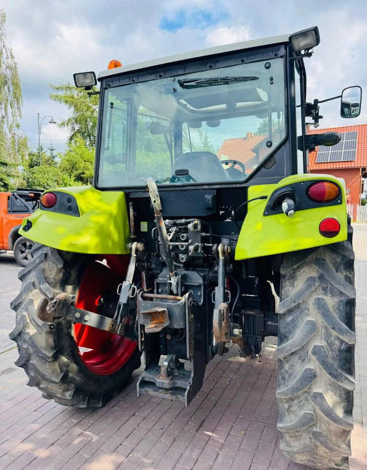 Claas Axos 330 - Tractor: foto 5 Claas Axos 330 - Tractor: foto 5