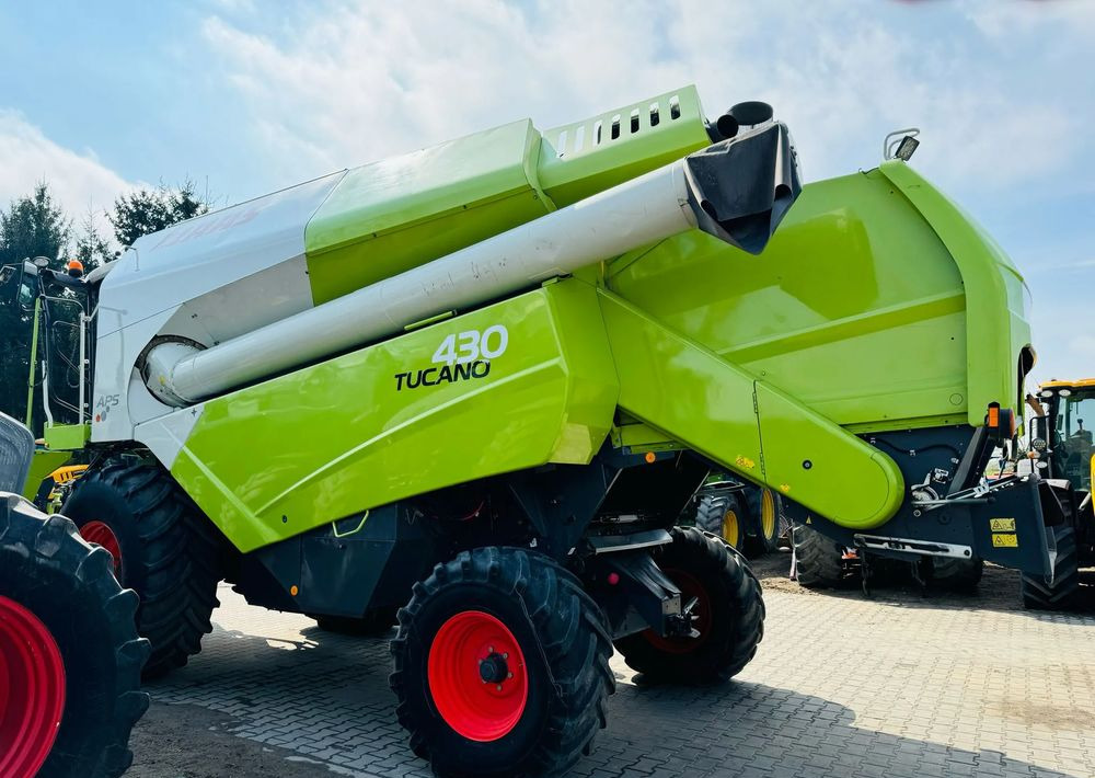 Cosechadora de granos Claas Tucano 430 APS: foto 8 Cosechadora de granos Claas Tucano 430 APS: foto 8