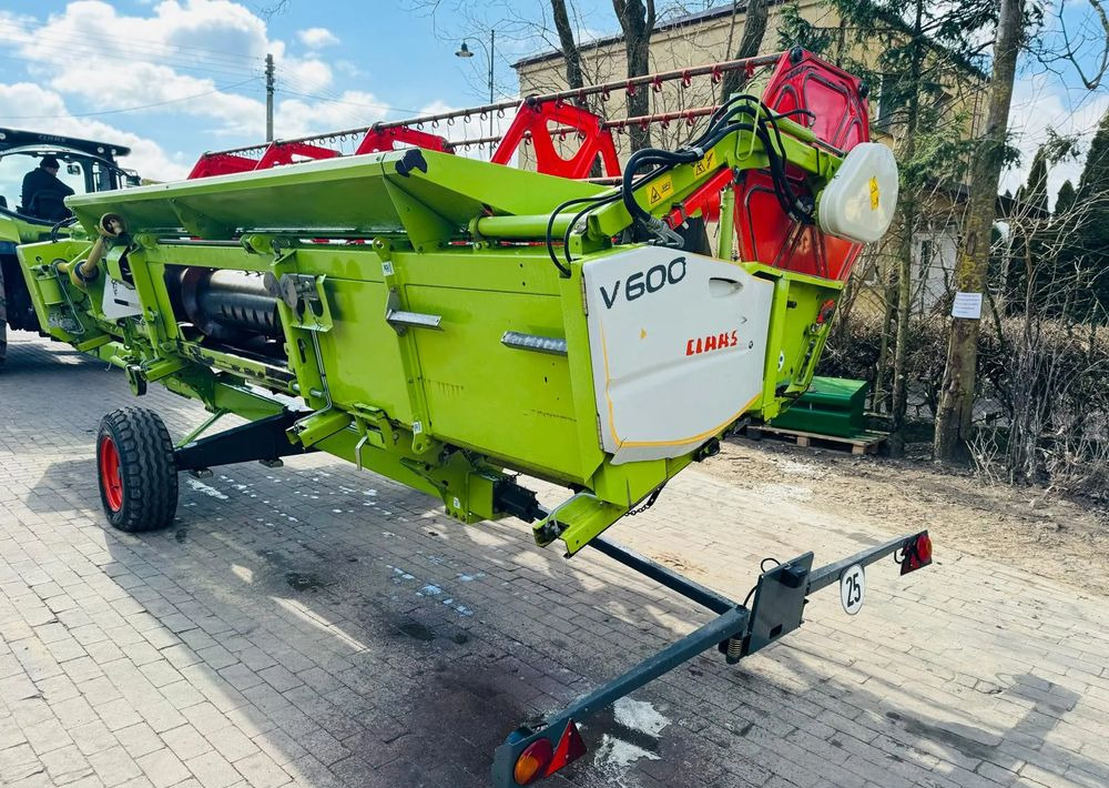 Cosechadora de granos Claas Tucano 430 APS: foto 19 Cosechadora de granos Claas Tucano 430 APS: foto 19