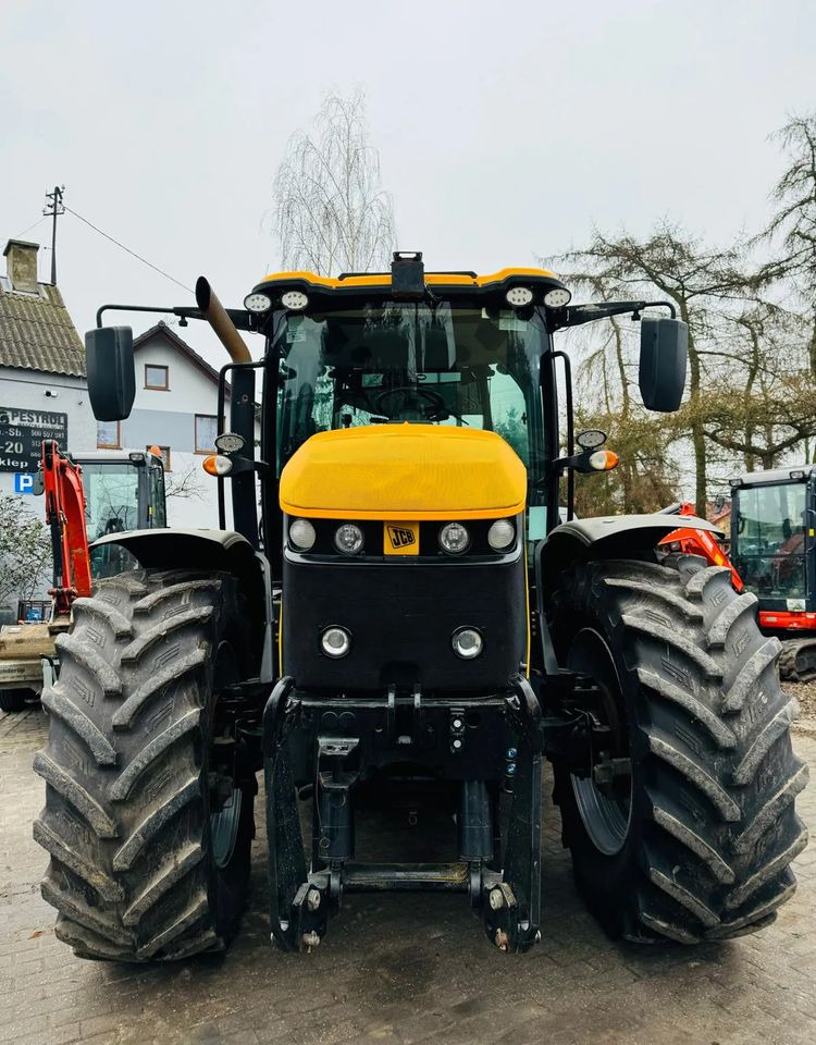 JCB FASTRAC 4220 - Tractor: foto 2 JCB FASTRAC 4220 - Tractor: foto 2