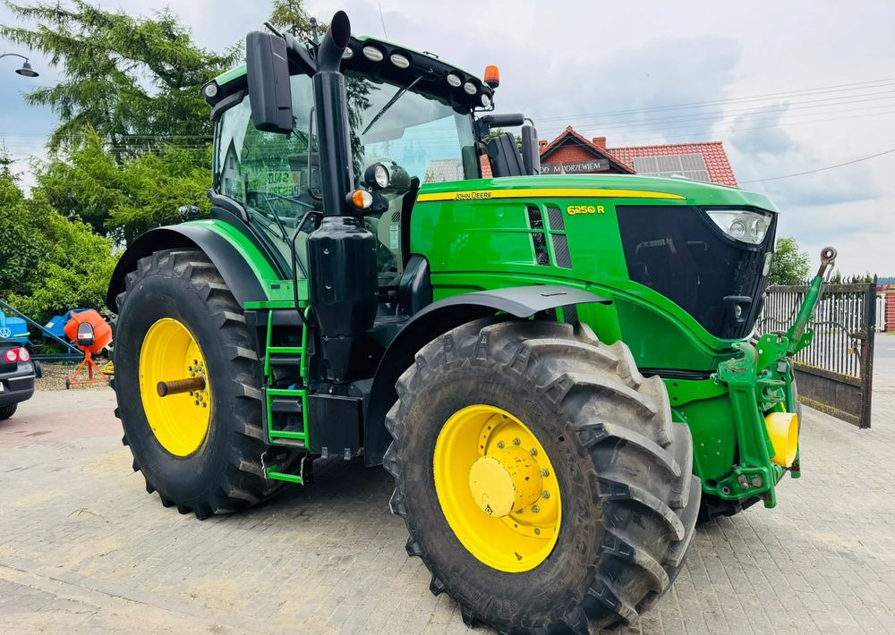 John Deere 6250R - Tractor: foto 5 John Deere 6250R - Tractor: foto 5