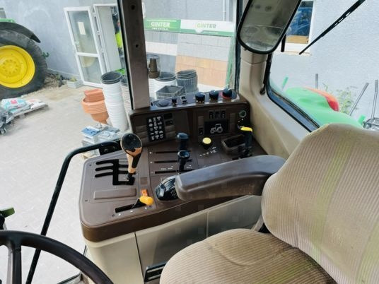 Tractor John Deere 6920: foto 9