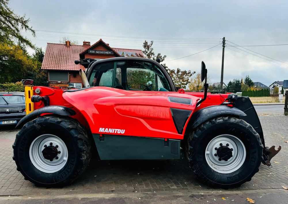 Manitou 840-137 - Manipulador telescópico: foto 3 Manitou 840-137 - Manipulador telescópico: foto 3