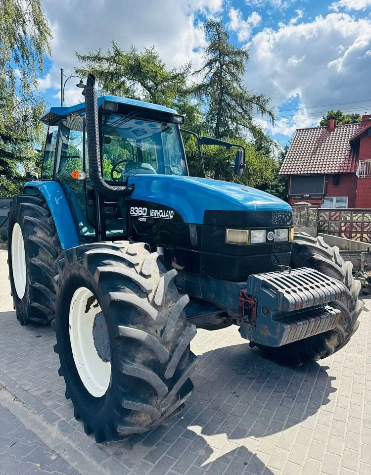 New Holland 8360 - Tractor: foto 3 New Holland 8360 - Tractor: foto 3