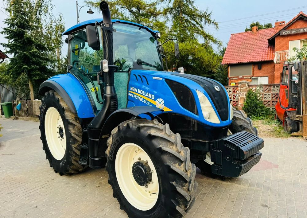 New Holland T5.110 - Tractor: foto 5 New Holland T5.110 - Tractor: foto 5