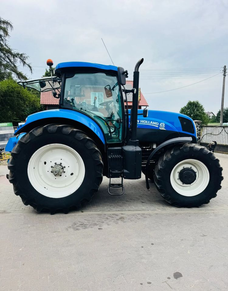 New Holland T7.210 - Tractor: foto 3 New Holland T7.210 - Tractor: foto 3