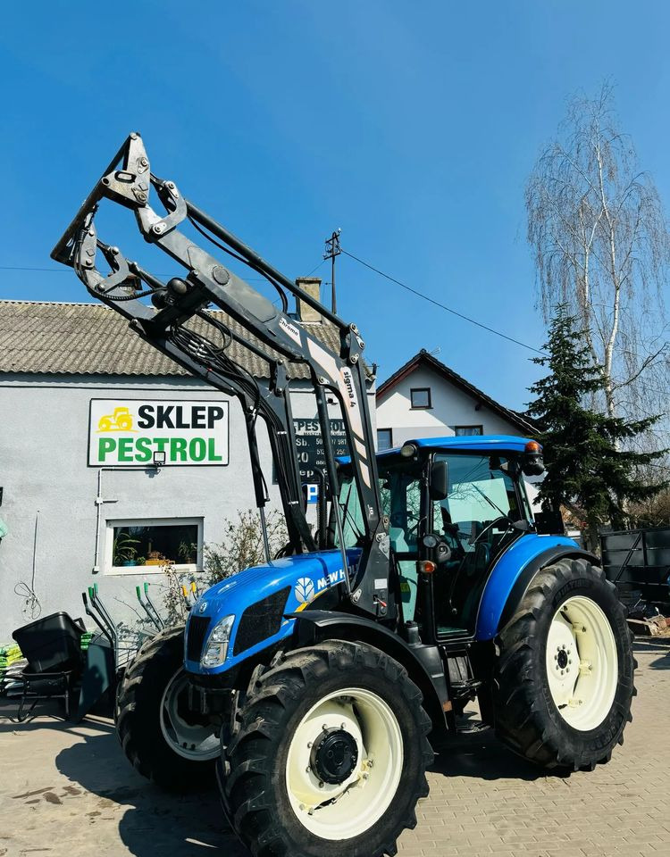 New Holland TD5.105 - Tractor: foto 1 New Holland TD5.105 - Tractor: foto 1