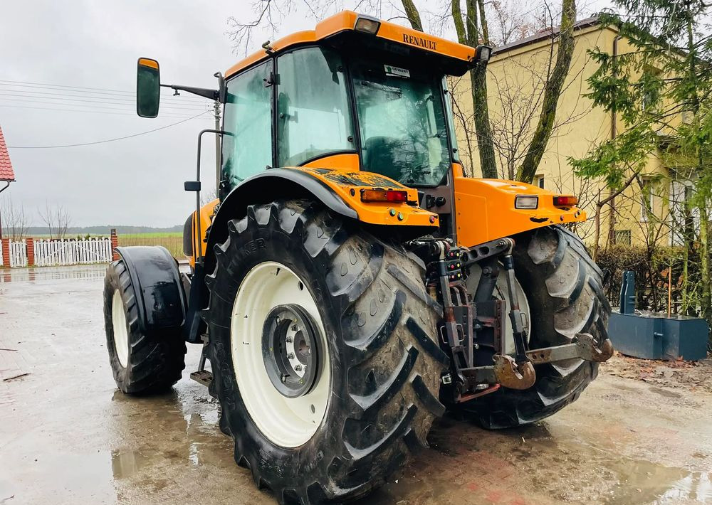 Renault Ares 826 RZ - Tractor: foto 4 Renault Ares 826 RZ - Tractor: foto 4