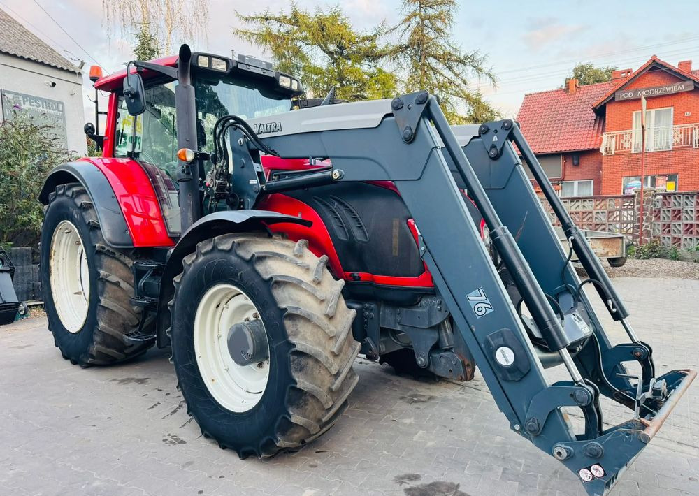Valtra T213 Versu - Tractor: foto 5 Valtra T213 Versu - Tractor: foto 5