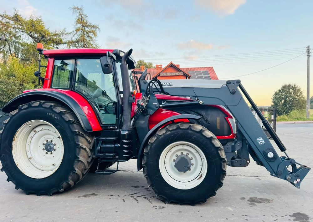 Valtra T213 Versu - Tractor: foto 2 Valtra T213 Versu - Tractor: foto 2