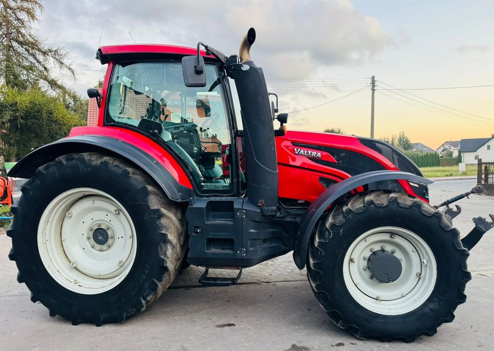 Valtra T214 ACTIVE - Tractor: foto 3 Valtra T214 ACTIVE - Tractor: foto 3