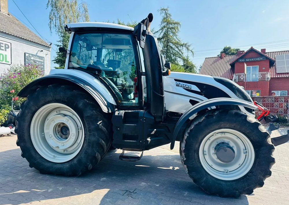 Valtra T254 Versu - Tractor: foto 5 Valtra T254 Versu - Tractor: foto 5
