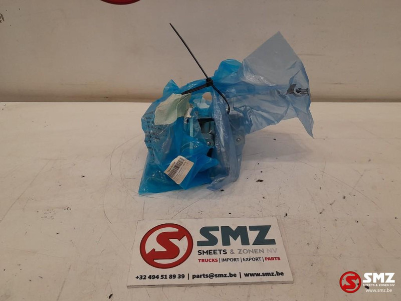 DAF Lot van 3 deurscharnieren linksonder / rechtsb - Puerta y piezas para Camión: foto 4 DAF Lot van 3 deurscharnieren linksonder / rechtsb - Puerta y piezas para Camión: foto 4