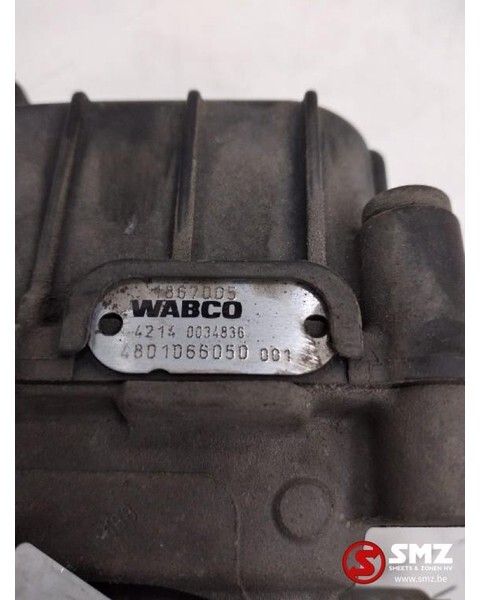 DAF Occ Abs modulator vooras DAF XF106 - Válvula de freno para Camión: foto 3 DAF Occ Abs modulator vooras DAF XF106 - Válvula de freno para Camión: foto 3