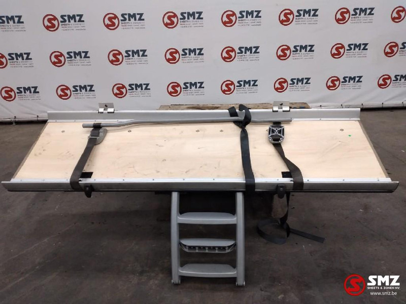 DAF Occ bedframe + trap DAF - Cabina e interior para Camión: foto 1 DAF Occ bedframe + trap DAF - Cabina e interior para Camión: foto 1