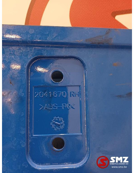 DAF Occ deurverlenging rechts DAF - Puerta y piezas para Camión: foto 3 DAF Occ deurverlenging rechts DAF - Puerta y piezas para Camión: foto 3