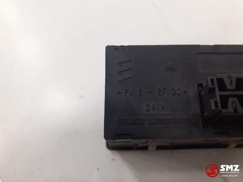 DAF Occ kachelregeleenheid DAF - Calefacción/ Ventilación para Camión: foto 3 DAF Occ kachelregeleenheid DAF - Calefacción/ Ventilación para Camión: foto 3