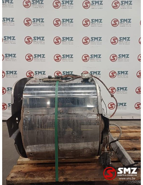 DAF Occ katalysator Euro 5 + NOX sensors DAF - Convertidor catalítico para Camión: foto 2 DAF Occ katalysator Euro 5 + NOX sensors DAF - Convertidor catalítico para Camión: foto 2