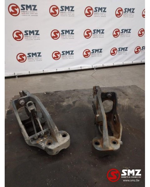 DAF Occ set voorste cabinebeugel links+rechts DAF CF85 - Suspensión de cabina para Camión: foto 1 DAF Occ set voorste cabinebeugel links+rechts DAF CF85 - Suspensión de cabina para Camión: foto 1