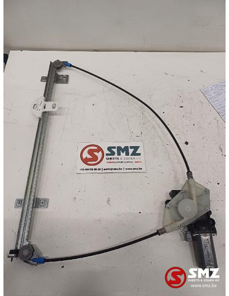 DAF Raambediening rechts daf - Puerta y piezas para Camión: foto 2 DAF Raambediening rechts daf - Puerta y piezas para Camión: foto 2