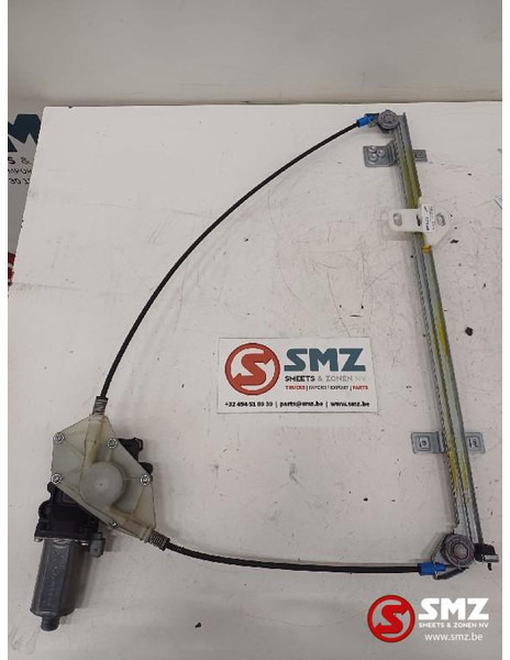 DAF raambediening links DAF - Puerta y piezas para Camión: foto 1 DAF raambediening links DAF - Puerta y piezas para Camión: foto 1