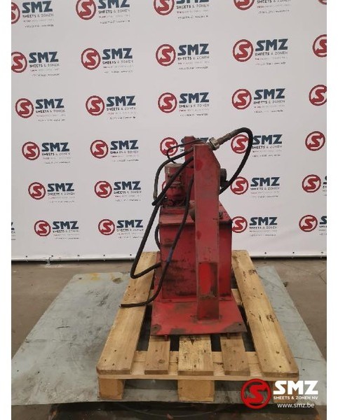 Diversen Occ Hydraulische tank - Depósito hidráulico para Camión: foto 2 Diversen Occ Hydraulische tank - Depósito hidráulico para Camión: foto 2